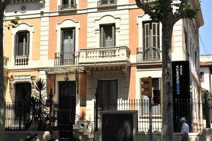Fachada de Ergodinàmica Clínica en el passeig de la Bonanova